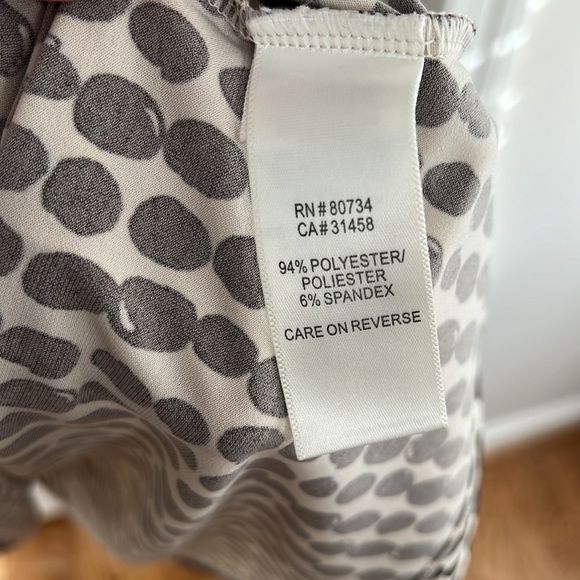 BCBGMAXAZRIA Polka Dot V-Neck Dress. Tie waist. Ruffle sleeve. A-line. Size S. - Picture 7 of 8